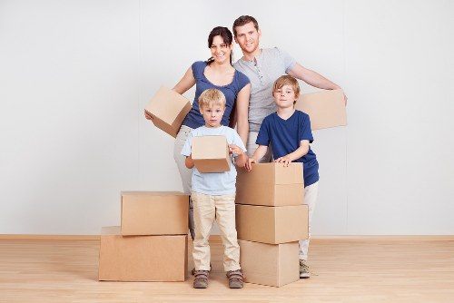 Local moving van service for Streatham homes and flats
